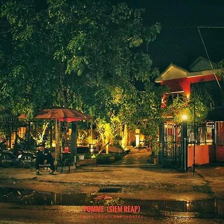 Pomme Brewhouse Hostel Siem Reap Exterior foto