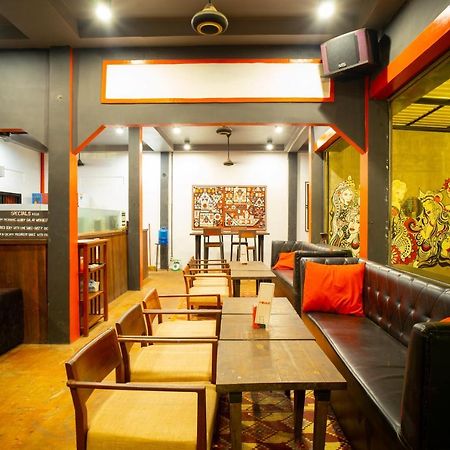 Pomme Brewhouse Hostel Siem Reap Exterior foto