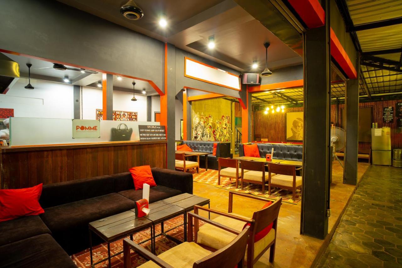 Pomme Brewhouse Hostel Siem Reap Exterior foto