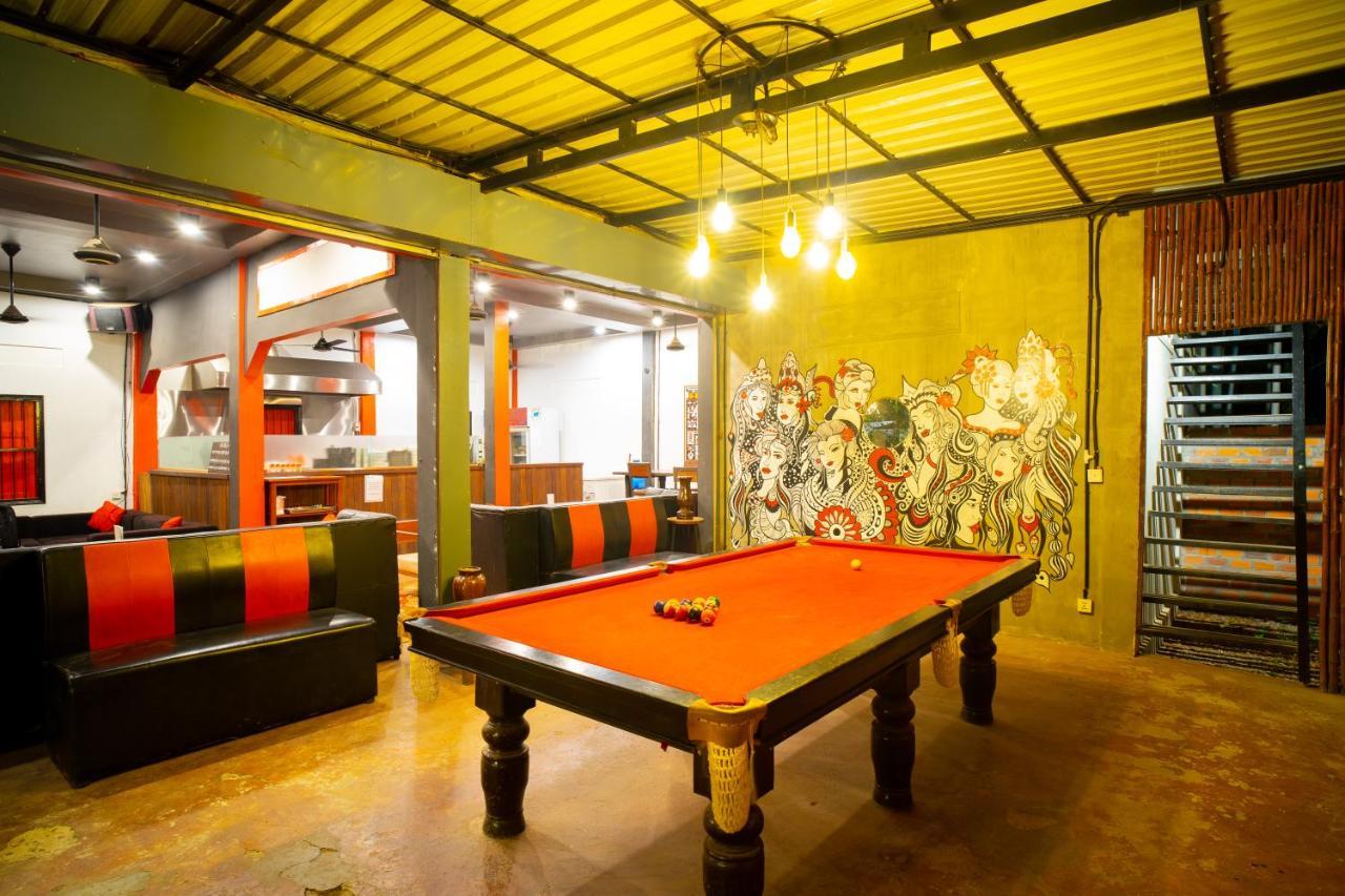 Pomme Brewhouse Hostel Siem Reap Exterior foto
